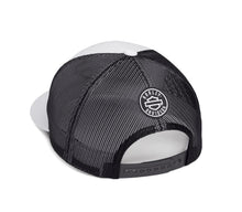 Load image into Gallery viewer, Men&#39;s Logo Color-block Trucker Cap   99472-19VM